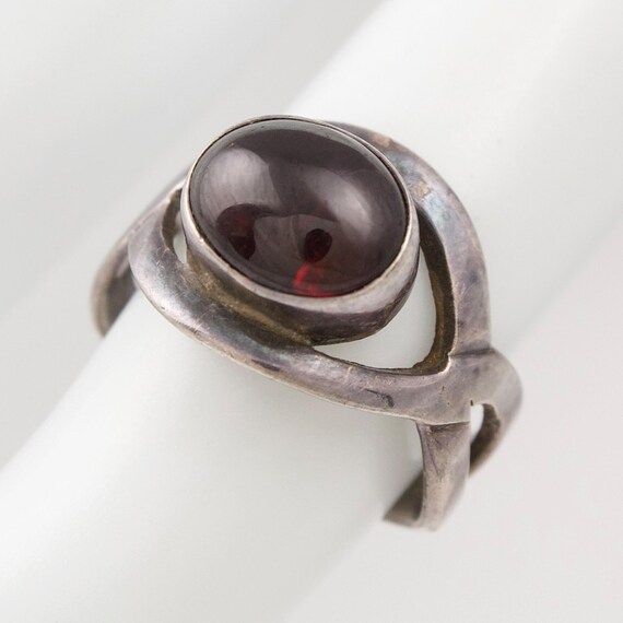 Vintage Garnet Cabochon Sterling Silver Ring, Size 6.5