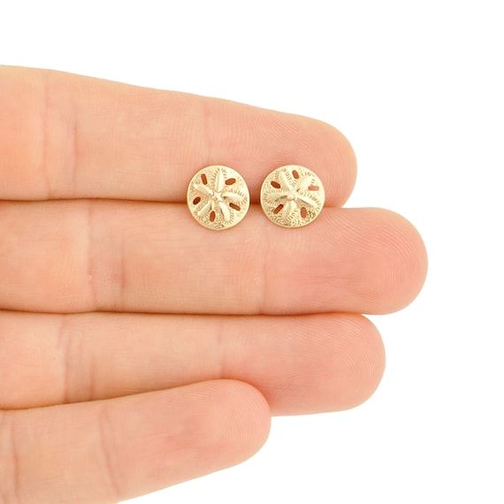 Sand dollar stud earrings discount