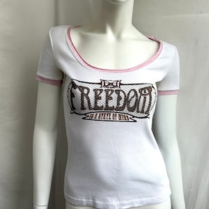 Y2k Vintage DOLCE GABBANA Ribbed Top. D&G Freedom Print T-shirt - Etsy