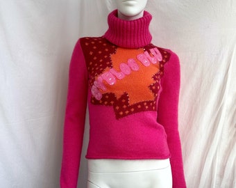 maglione fucsia BYBLOS vintage y2k. maglione in mohair a collo alto e maniche lunghe