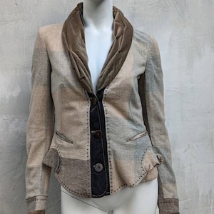 y2k MARITHE FRANCOIS GIRBAUD blazer. vintage beige ruffles jacket