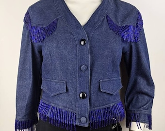Chaqueta vaquera vintage de los 90 de MOSCHINO con flecos y cuentas, estilo western.