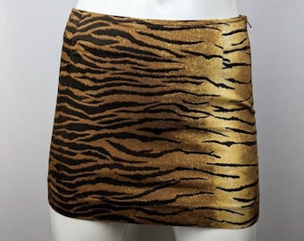 【関税＆送料込み】Moschino 'Texture' Print Mini Skirt Moschino Vintage Black Picture Frames Print Skirt – Amarcord
