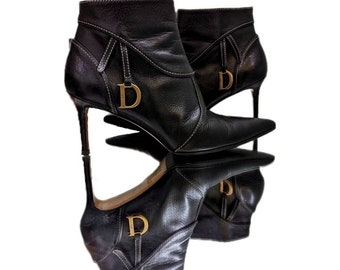 Dior ブラックファーブーツ スエード素材 Dior ブラックファーブーツ スエード素材