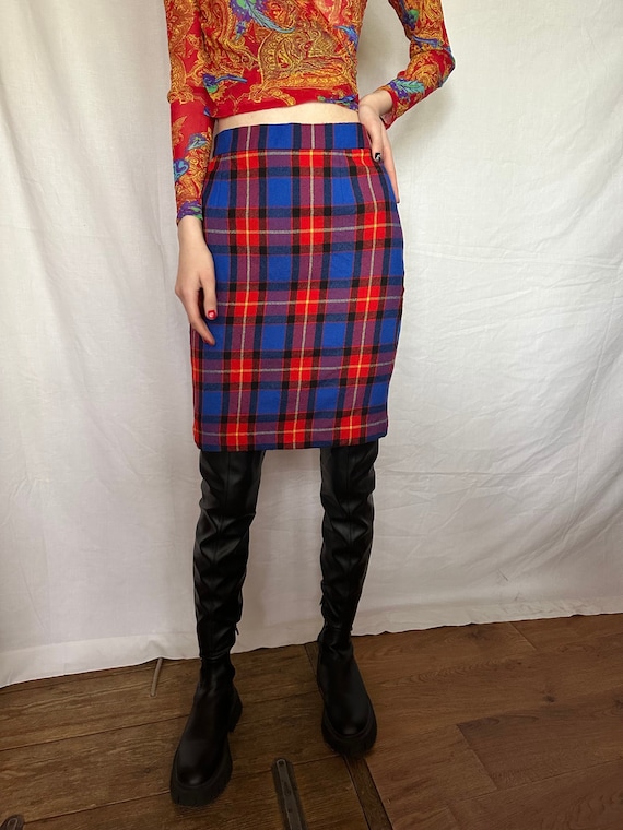 vintage 80s ESCADA wool plaid skirt. red and blue 