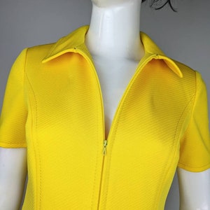 vintage 70s TRICOSA yellow zipper dress. A-line collared midi dress image 5