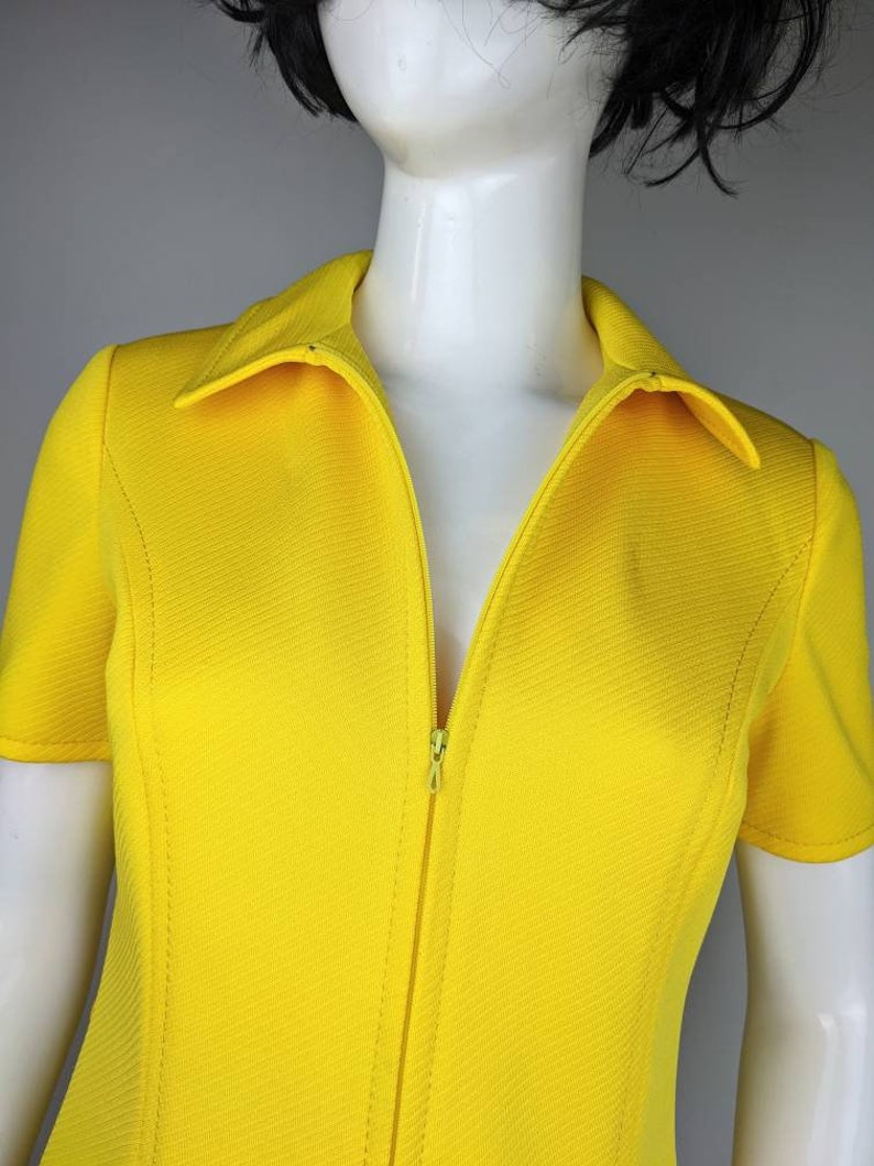 vintage 70s TRICOSA yellow zipper dress. A-line collared midi dress image 5