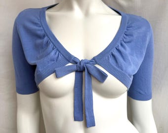 Bolero Moschino estilo Y2K, top corto de punto lila