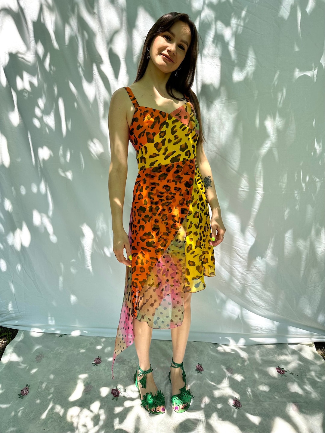 【送料&関税込】Moschino Dress With Animal Pattern Y2k Vintage Moschino Silk Leopard Dress, Multicolor Animal