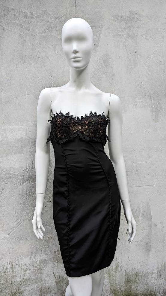 knee length dresses for ladies Sultry black corset mini dress with lace hem, Parisienne main image 0