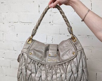 バッグ Miu Miu bag 2way shoulder pad charm y2k Y2k Vintage MIU MIU Leather Handbag. Grey Quilted Shoulder