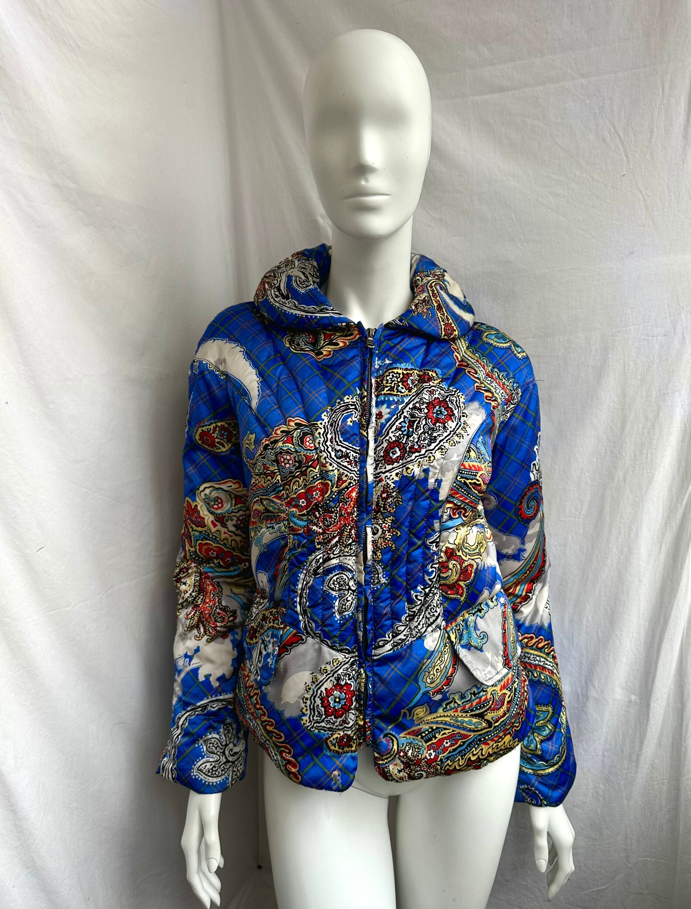 y2k vintage ANGELO MARANI paisley puffer jacket. blue abstract shell jacket