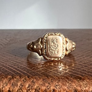 FLORAL Ornate Signet Ring French Antique Stacker 18k Gold Victorian Belle Epoque Romantic Gift Peony Rose Engraved Flower Tulip Unisex Big