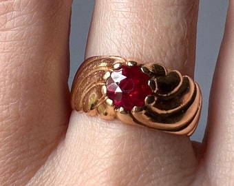 GADROON French Antique Pink Ruby Wide Band Ring 6.9g 18k Rose Gold Romantic Gift Glowing Ribbed Stacker Swirl Belle Epoque Victorian Chunky