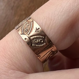 Antique VICTORIAN Stamped Ornate 7mm Wide Band Ring 10k Gold Cigar Stacker Pipe Cut Romantic Gift Size 5.75 Stackable Minimalist Eternity