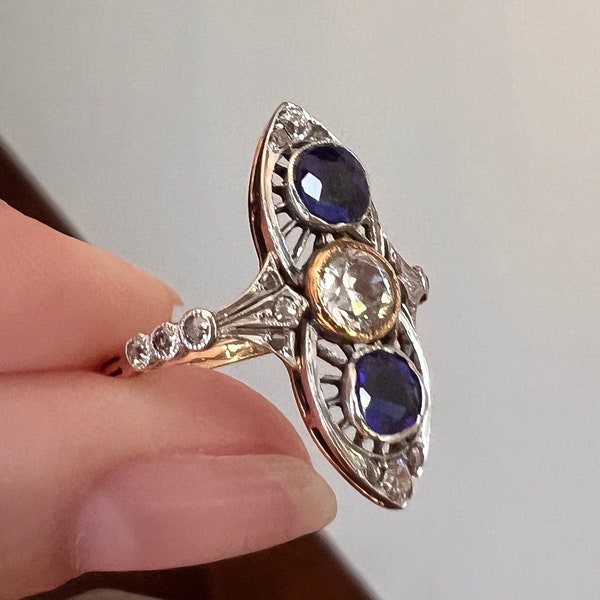 Old Sapphire Gold Ring - Etsy