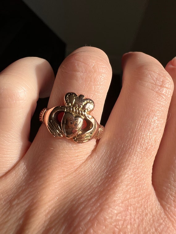 Sturdy CROWNED Heart Claddagh FEDE Antique Victori