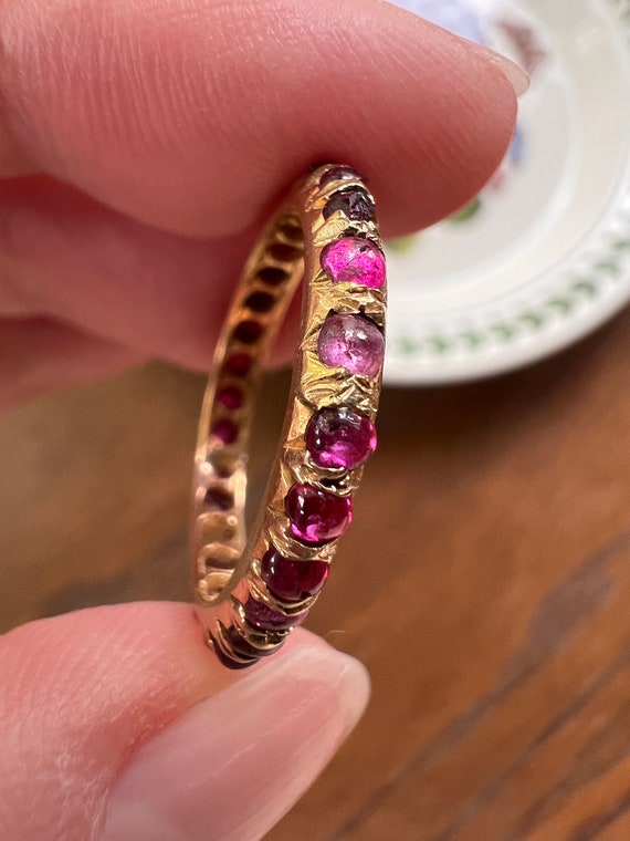 ANTIQUE Natural Cabochon RUBY Full ETERNITY Band R