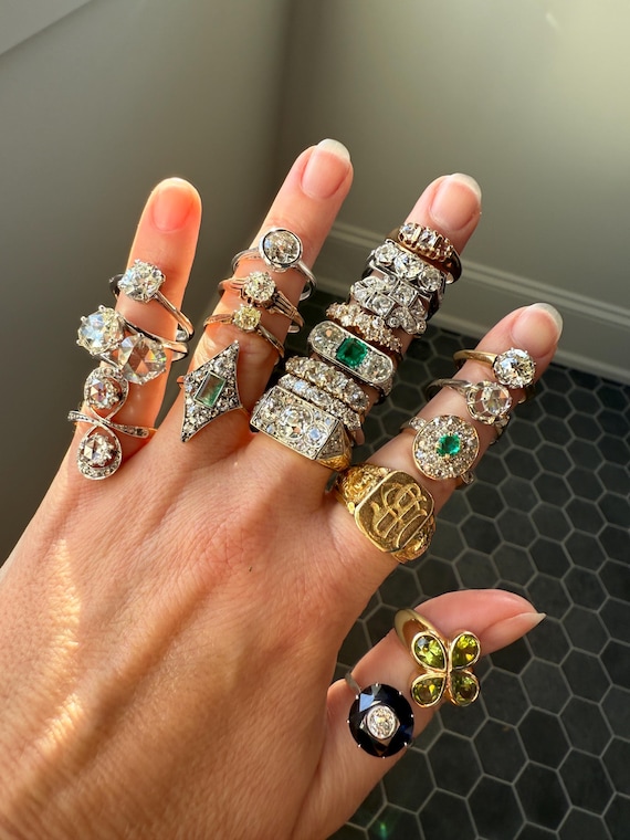 Dramatic Kite Shaped Panel Ring Green Natural Eme… - image 10