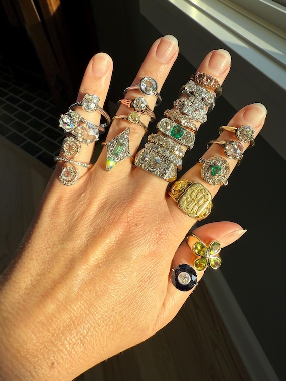 Dramatic Kite Shaped Panel Ring Green Natural Eme… - image 16