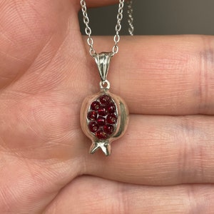 Granaatappelketting, Armeense sieraden, cadeau voor haar, massieve granaatappelhanger, 925 sterlingzilver, levenssymbool, handgemaakte ketting