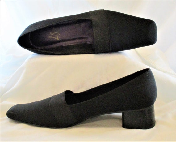 lifestride soft system black heels