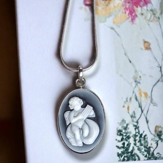 幸せの形 母の愛 シェル カメオ ルース シェルカメオ 花の彫刻（サイズ小）