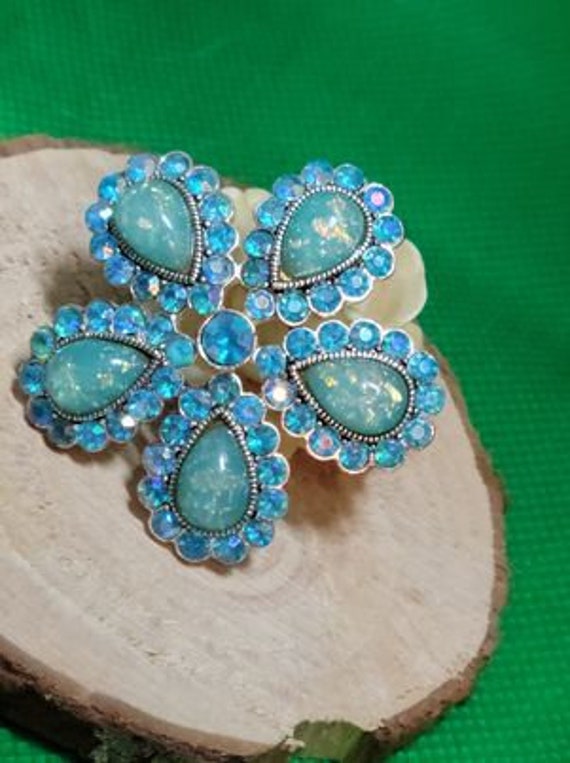 Vintage Cara NY Faux Blue Borealis Cabochon Opal F