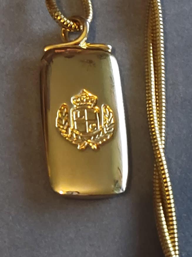Vintage Liz Claiborne Crowned Logo Pendant Necklace - Gold Snake