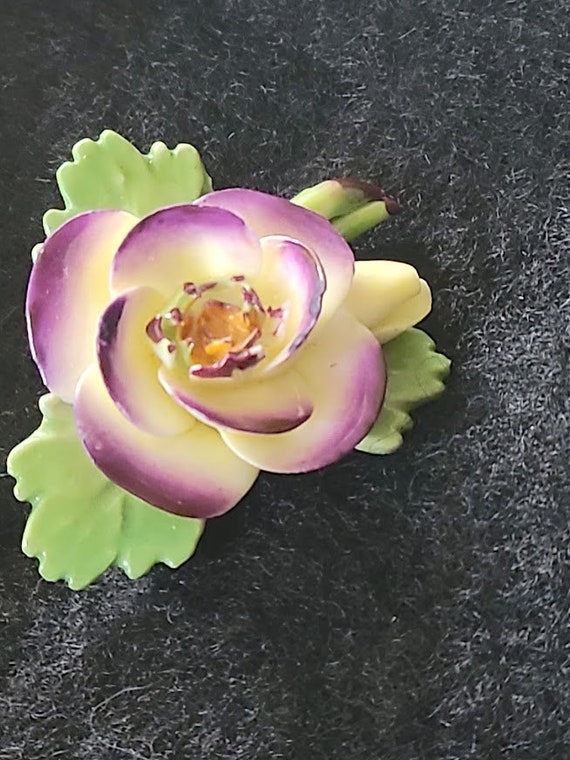 Vintage Cara Violet Brooch - Elegant Staffordshir… - image 3