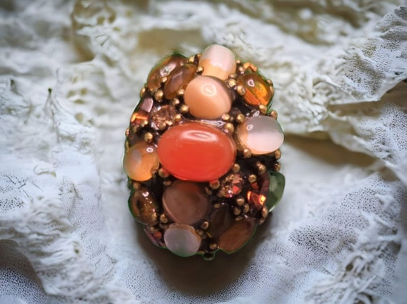 Vintage Brass Cluster Ring: Multi-Colored Gemston… - image 6