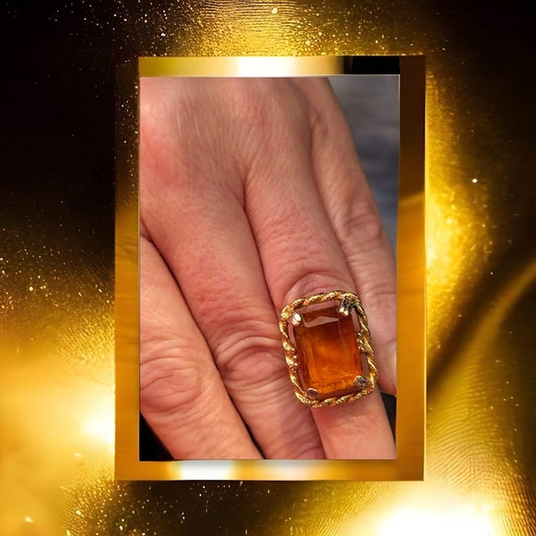 Vintage Sarah Coventry Cocktail Ring  Faux Citrine Glass Baguette, Gold Tone Citrine Yellow  Adjustable Size 6