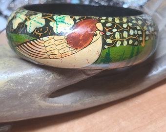 Vintage Hand Painted Bracelet - Lightweight Lacquer with Bird Motif, Elegant Accessory, Perfect Gift for Her