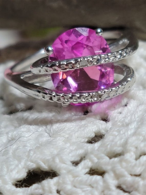 Beautiful Unique Pink Sapphire Sterling Silver Rin