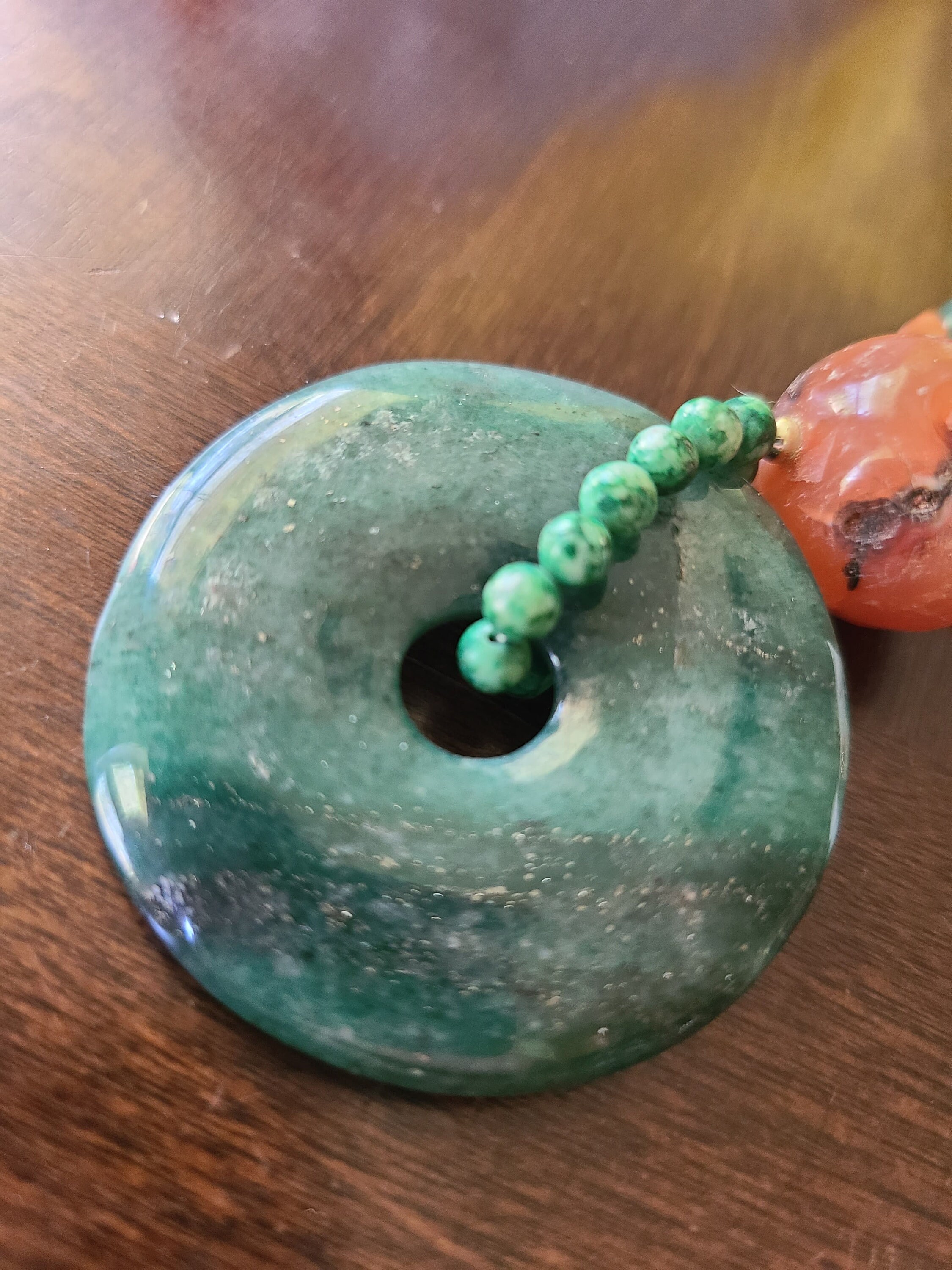 Collier De Perles De Jade Vintage Avec Pendentif Cœur Et Cristaux - Bijou Ancien N°5369