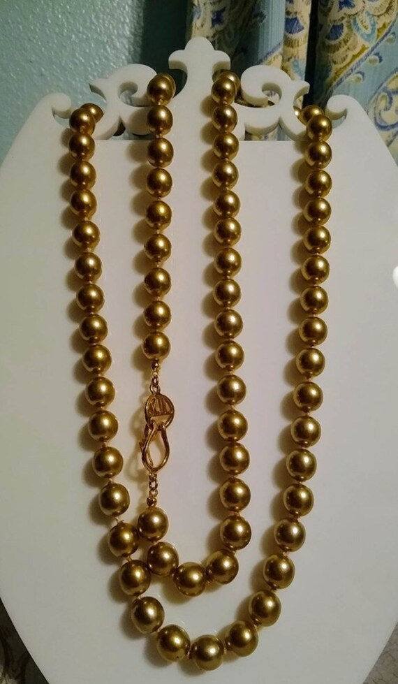 Vintage Kenneth Jay Lane Pearl Necklace: Gold Pla… - image 2
