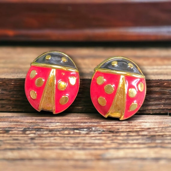 Vintage Avon Lady Bug Earrings, Large Red & Black… - image 1