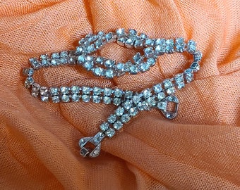 Vintage Kramer Rhinestone Bracelet - Silver & Clear Design, Elegant 1950s Jewelry, Retro Glam, Wedding Accessories