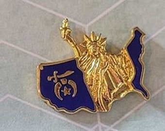 Rare Vintage Masonic Freemason Shriner Logo Statue of Liberty Lapel Pin