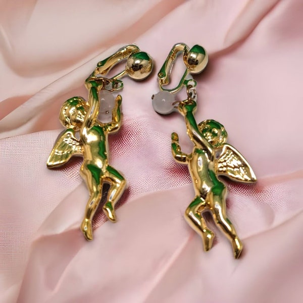 Vintage Lee Sands Gold Tone Clip On Cherub Earrings,