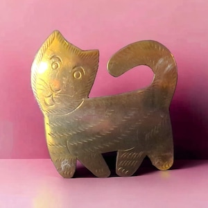 1960s Brass Cat Brooch | New Old Stock Collectible Pin | Classic Cat Jewelry in Original Packaging | Unique Gift for Cat Lover