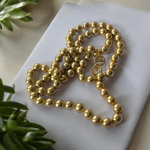 Vintage Kenneth Jay Lane Pearl Necklace: Gold Pla… - image 3