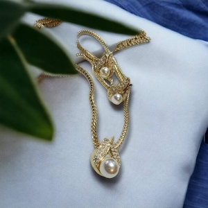 Vintage Gold Tone Serpentine Chain Set: Simulated Pearl & Crystal Wedding Jewelry - Elegant 15&quot; Demi Parure