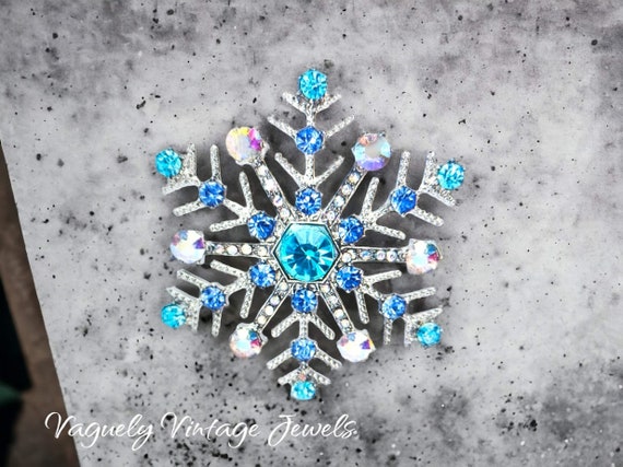 Charming Southwit Blue Snowflake Brooch, Crystal … - image 6