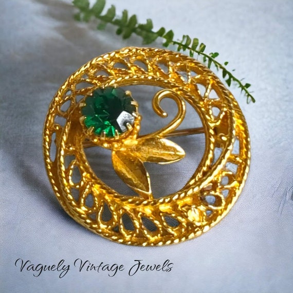 Vintage Emerald Rhinestone Brooch Pin, Stunning G… - image 1