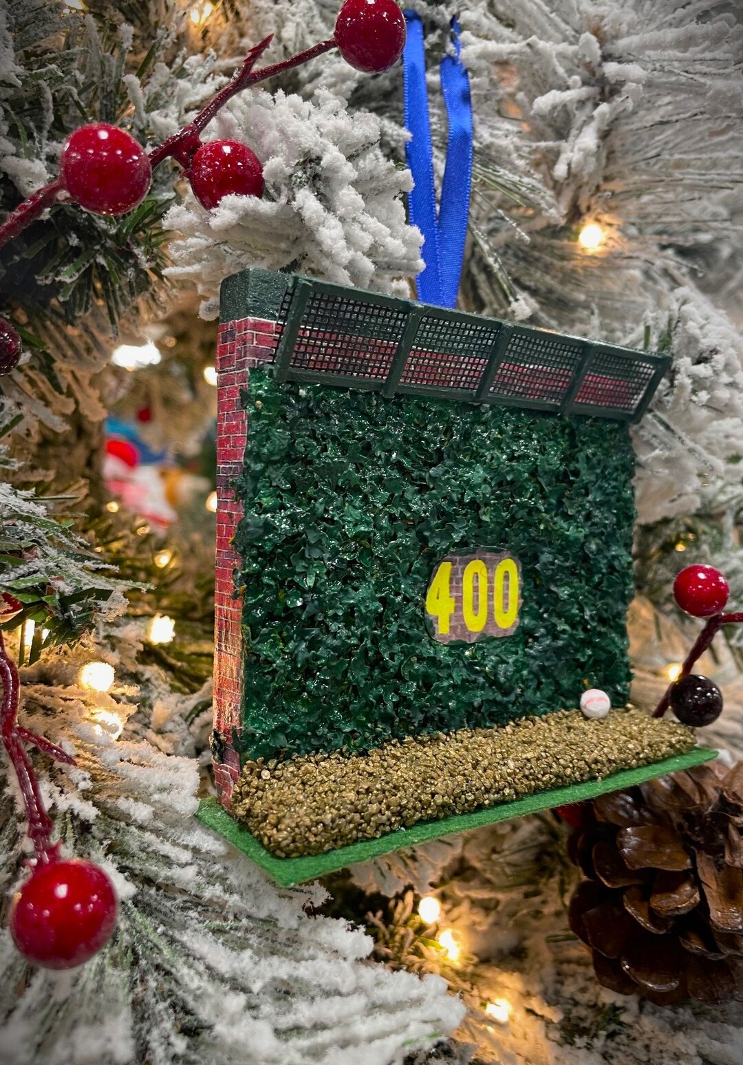 Classic Wrigley Field Chicago Cubs Ivy Christmas Ornament Etsy