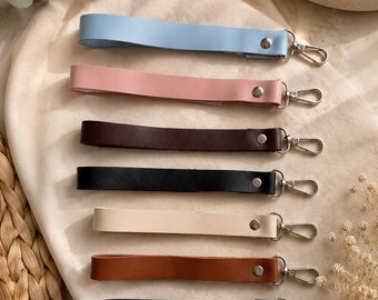 Vegan Leather Wristlet Keychain • Faux Leather Wrist Strap for Keys • Short Bag Handle • Key Fob Wristlet • Cute Gift for Her