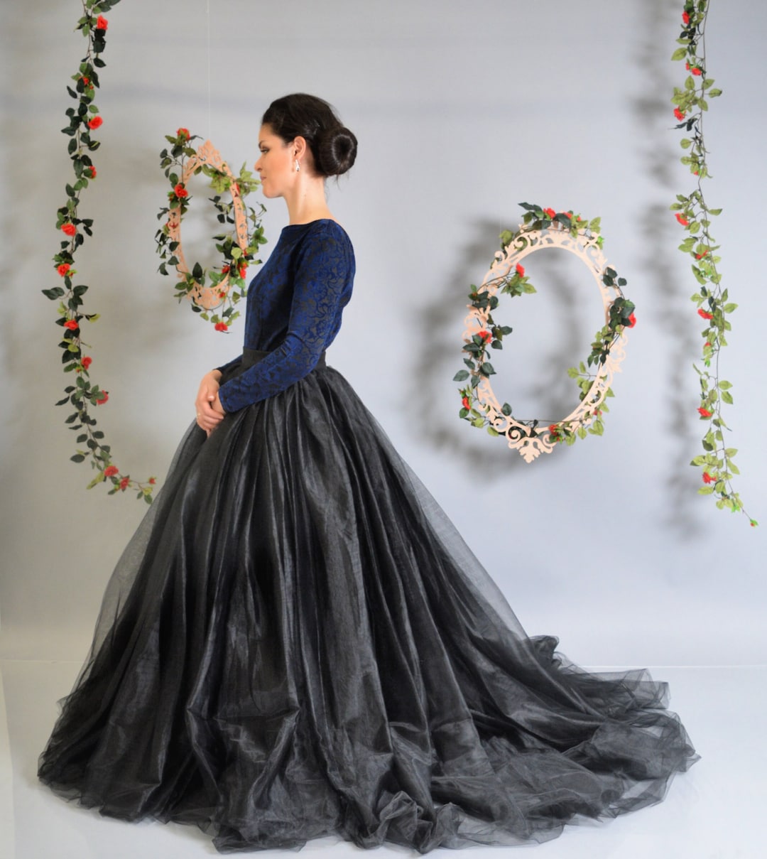 Black Strap Flared Skirt Tulle Detail Midi-Lenght Evening Dress main image 1