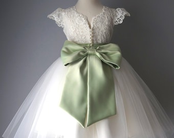 Robe de demoiselle d'honneur, Robe sauge, Robe d'anniversaire, Robe de bébé, Robe en dentelle, Robe en tulle, Mariage