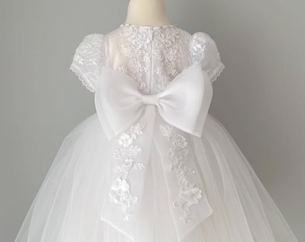 Robe de baptême, Swarovski , Baby Lace Dress, Robe de baptême blanche, robe d'anniversaire, bonnet